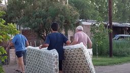 Acto solidario con la familia que perdió todo por el incendio en Real del Padre.