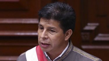peru: el presidente castillo busca salvar la elogiada reforma universitaria