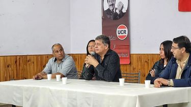 El intendente de Las Heras, Daniel Orozco, sigue recorriendo la provincia.