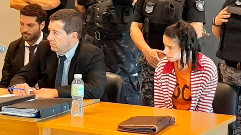 Magdalena Espósito Valenti, madre de Lucio Dupuy, fue absuelta por el abuso sexual aunque condenada por homicidio triplemente calificado por ensañamiento, alevosía y por el vínculo