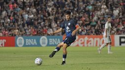 Con polémica, la Lepra empató en el cierre del año ante Riestra