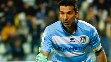 El tano Gianluigi Buffon es una de las figuras más importantes del balompié internacional.