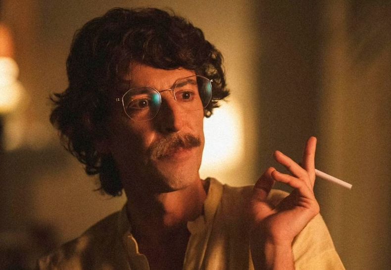 La serie más exitosa de Netflix relata los inicios de un cantante de rock conocido