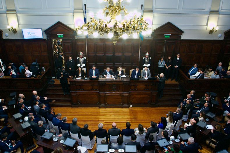 Alfredo Cornejo reafirma el debate de la matriz productiva