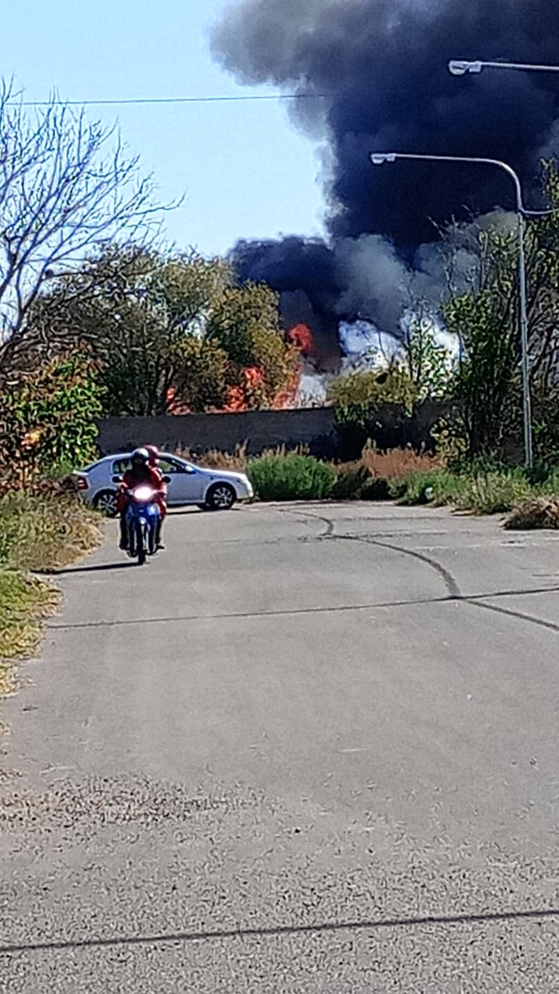Grave incendio en una chacarita de San Rafael