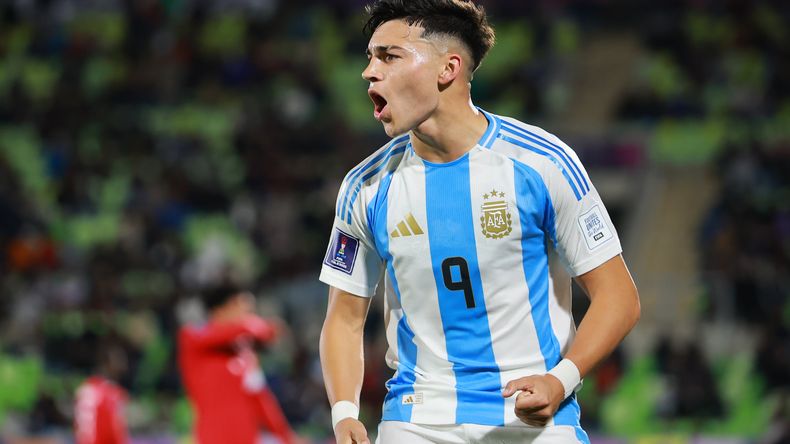 La Selección de fútbol de Argentina Sub 20 fue de menor a mayor.