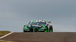 Julián Santero cerró un gran fin de semana en Posadas y volvió a festejar desde el podio del Turismo Carretera.