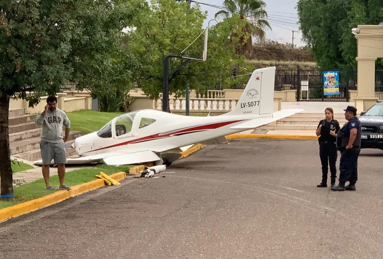 Así fue el accidente que se produjo en 2020 con una aeronave en el barrio Palmares.