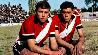 Roque Avallay junto a Pedro Palazzo cuando defendía los colores del Club Deportivo Maipú. Roque Avallay junto a Pedro Palazzo cuando defendía los colores del Club Deportivo Maipú.
