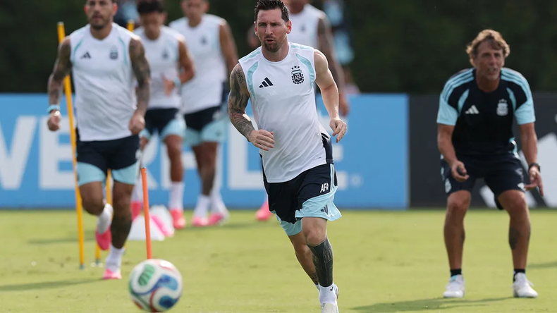 La Albiceleste volvió al Origin Hotel, donde concentró durante toda la fase de grupos del Mundial 2026.