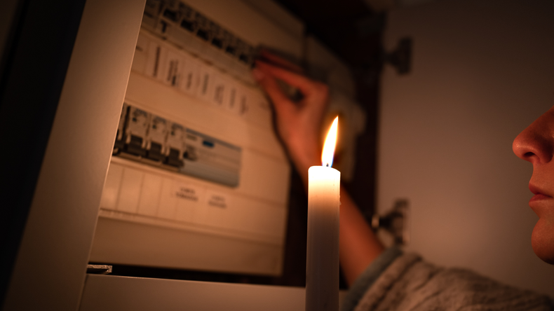 Habrá varios cortes de luz en los departamentos de la provincia de Mendoza. Habrá varios cortes de luz en los departamentos de la provincia de Mendoza.