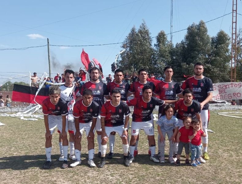 Fútbol. San Martín de Salto de las Rosas goleó a la Villa 25 de Mayo por 6 a 2.&nbsp;