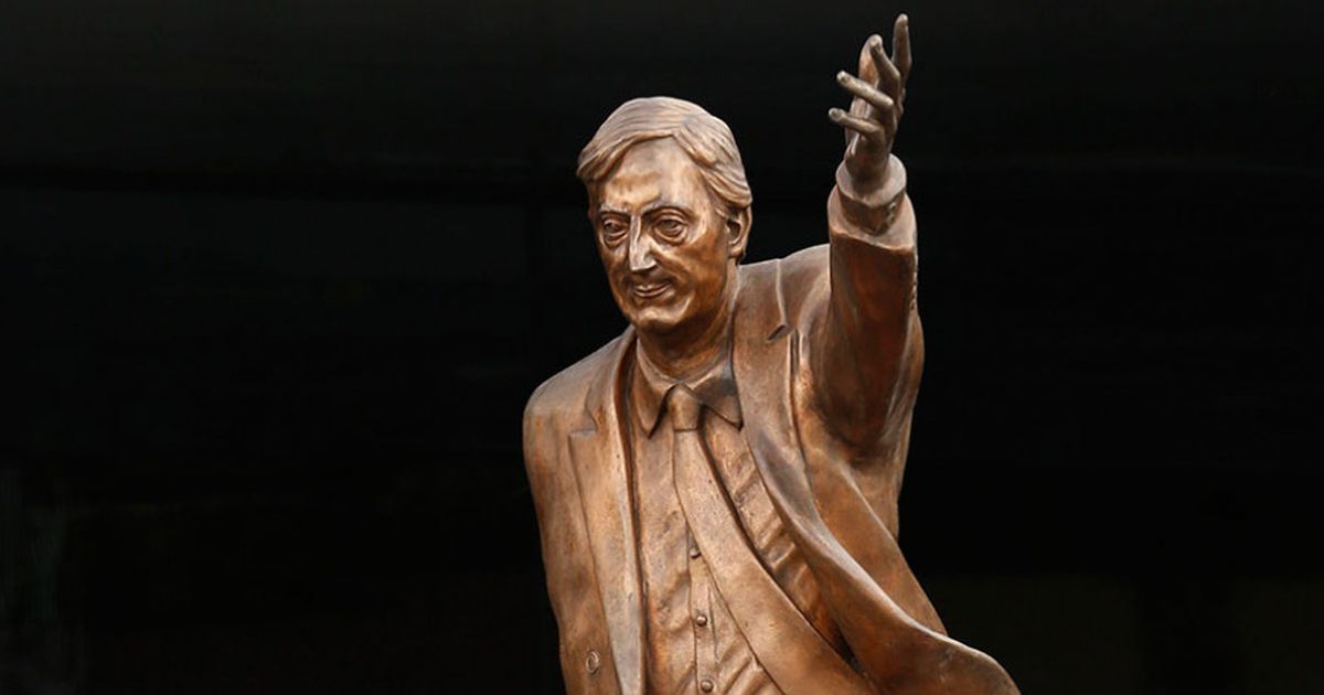 A 10 años de su muerte, instalarán en el CCK la estatua de Kirchner que ...
