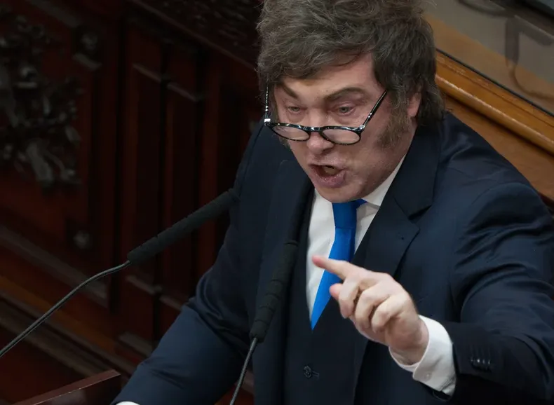 Milei rechazó las proyecciones de JP Morgan y aseguró que la economía crecerá