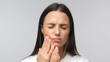 Conocé el mejor remedio casero para calmar el dolor de muelas. Conocé el mejor remedio casero para calmar el dolor de muelas.