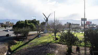 Sube la temperatura y en Mendoza hay alerta por tormentas y Zonda.