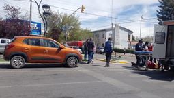 Accidente en la esquina de San Martín e Inalicán (Foto gentileza Policía de Mendoza).