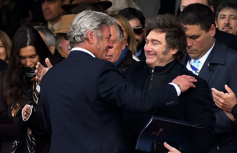 Javier Milei anunció la baja en las retenciones durante su discurso en la Expo La Rural.