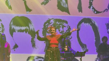 Hilda Canta Charly: una noche de música, memoria y emoción