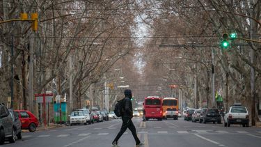 Invierno atípico en Mendoza: El Niño llega con sequía en el llano y alerta por nevadas. Invierno atípico en Mendoza: El Niño llega con sequía en el llano y alerta por nevadas.