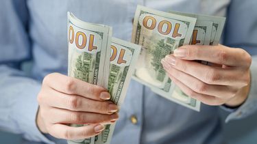 Seguí la cotización del dólar blue en Mendoza para compra y venta. A cuánto opera dólar oficial, dólar Banco Nación y MEP tras la intervención del BCRA. Seguí la cotización del dólar blue en Mendoza para compra y venta. A cuánto opera dólar oficial, dólar Banco Nación y MEP tras la intervención del BCRA.