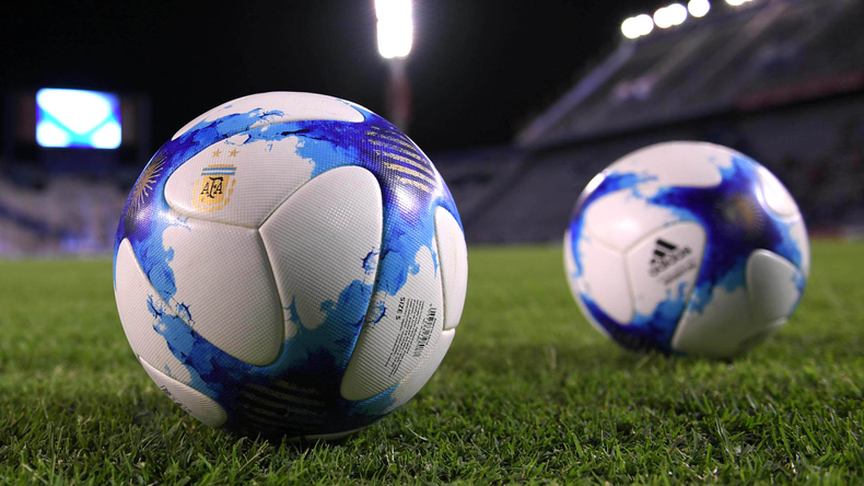 El fútbol argentino y sus cambios constantes y sonantes.