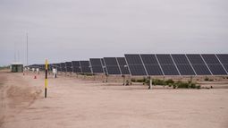 Inauguraron un parque de energía solar en Santa Rosa y avanza la transición de Mendoza