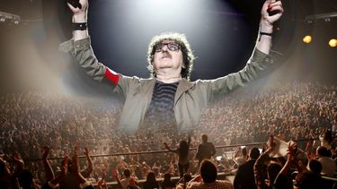 Charly: gracias por tanto. Gracias por todo