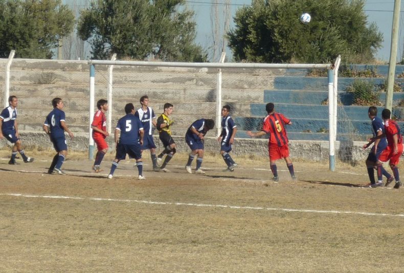 14  3ra. Clausura. Las Paredes lo pudo haber liquidado, no lo hizo y Quiroga se lo empató- Lunes 18.8.14