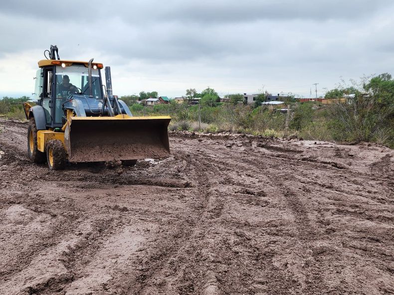 Continúa el despliegue de Vialidad por los daños que causó la tormenta en Mendoza