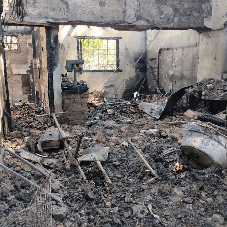 El incendio ocurrió cerca de las 10:55 horas, en calle Serú al 2370