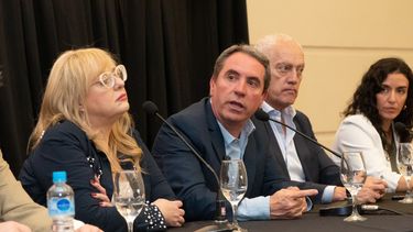 Elecciones 2025: Provincias Unidas presentó sus candidatos y los ejes de la campaña.
