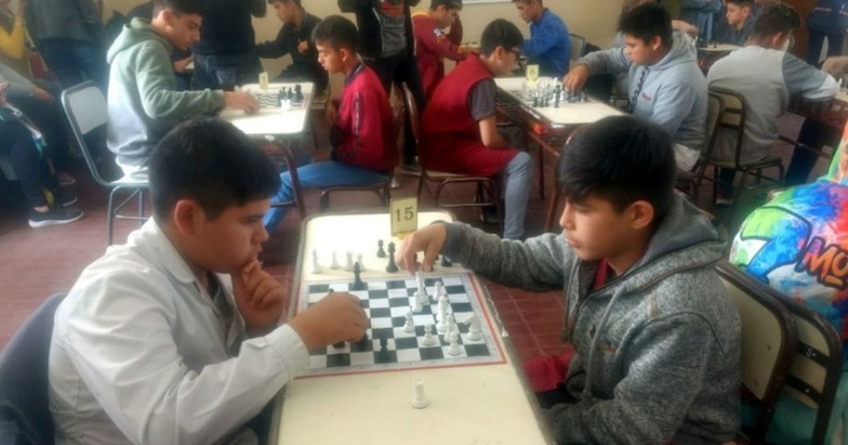 Claudio Rodríguez ganó el torneo Juan Pablo II de Ajedrez escolar