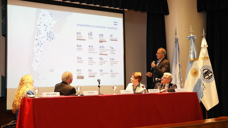 Encuentro de la Organismo Internacional de Energía Atómica (OIEA) en Argentina, en la primera semana de noviembre.