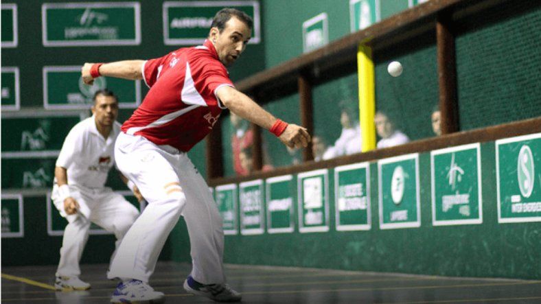 El Club Mendoza de Regatas vive una semana histórica con la disputa del Mundial de Pelota mano. El Club Mendoza de Regatas vive una semana histórica con la disputa del Mundial de Pelota mano.