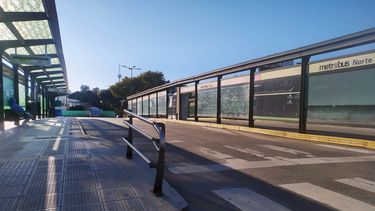 Sitio Andino | NOTICIAS ARGENTINAS MAYO 9 Aspecto de la terminal de colectivos urbano en zona norte mientra se cumpe el paro general decretado por las organizaciones gremiales. Foto NA.jpg