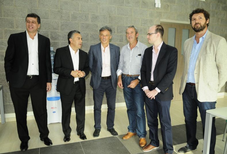 Francisco Cabrera, ministro de producción, Alfredo Cornejo, Daniel Orozco, Julio Cobos