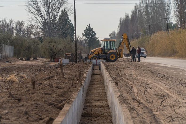Mendoza Activa 4: la provincia sumó inversiones por $135 millones en eficiencia hídrica.