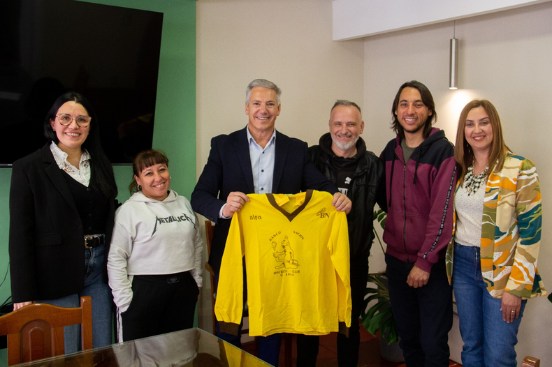 El intendente de General Alvear Alejandro Molero, presente en la entrega.