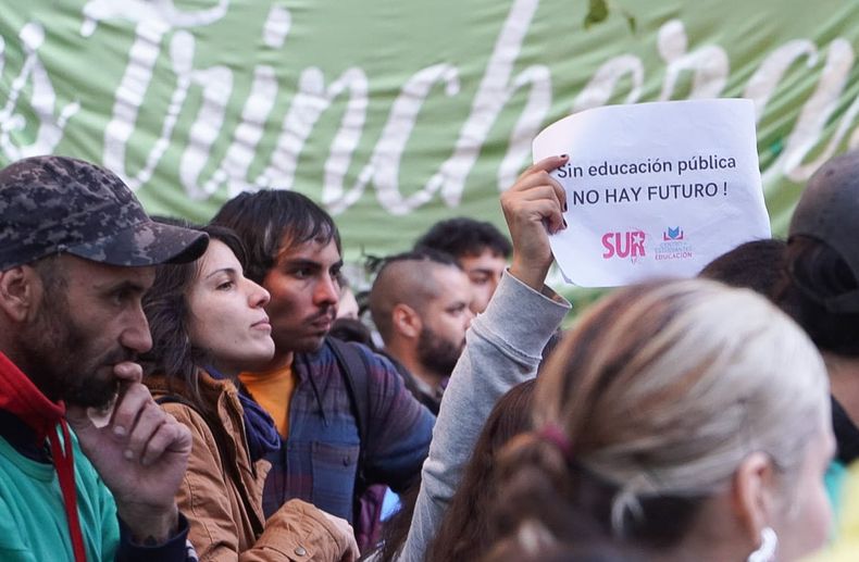 La huelga anunciada por el Frente Sindical de Universidades Nacionales será por 48 horas. Cómo impactará en la UNCuyo.