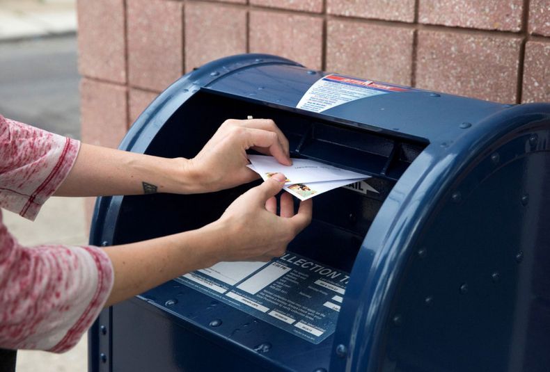 correo postal