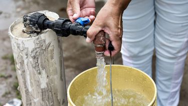 89,6% de hogares de grandes centros urbanos cuenta con agua corriente y 72,5% con cloacas