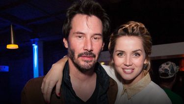 Keanu Reeves y Ana de Armas protagonizan esta película en Netflix.