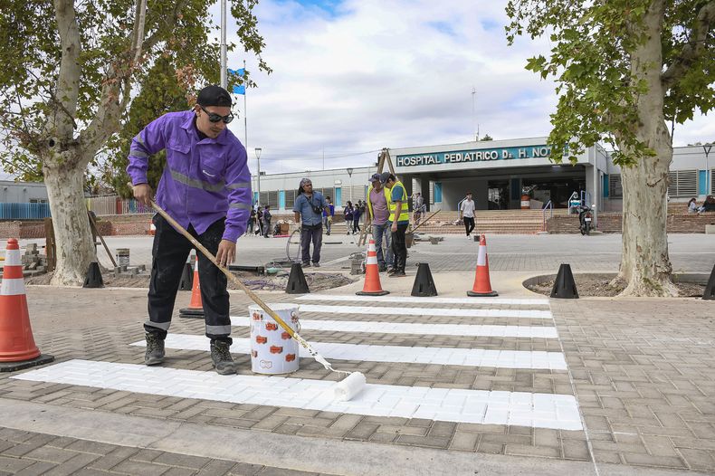 Tras meses de cortes y desvíos, se restableció el tránsito vehicular en la transitada calle Bandera de Los Andes.