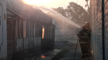 Incendio en Avenida San Martín de Malargüe.