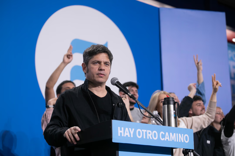 Axel Kicillof y el lanzamiento del Movimiento Derecho al Futuro (MDF) “Juventudes”.