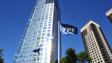 Juicio por YPF: el fondo Buford pide el 51% de las acciones del Estado argentino.