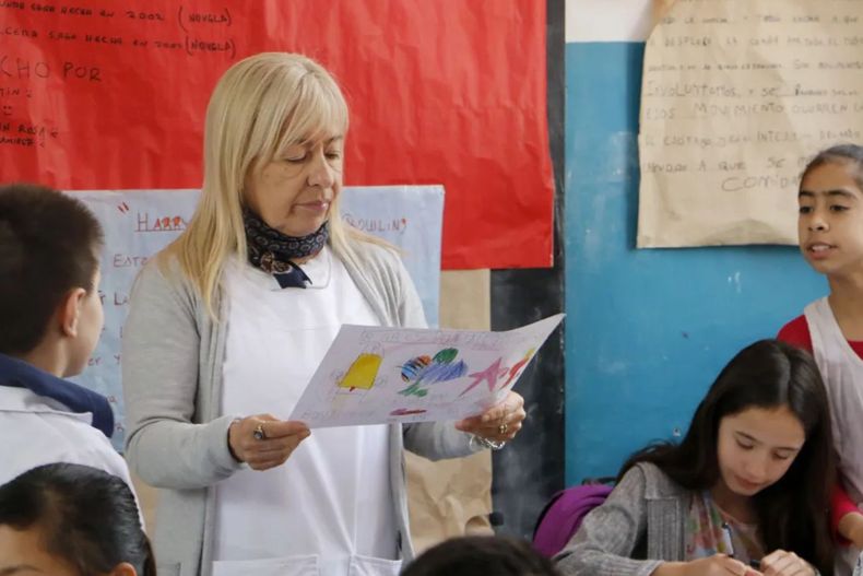 Los preceptores son fundamentales para garantizar el buen funcionamiento del sistema educativo