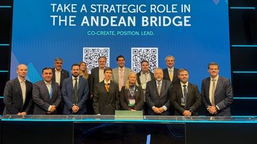 El Gobierno presentó en Canadá una plataforma que conecta proyectos de minería con mercados internacionales. El Gobierno presentó en Canadá una plataforma que conecta proyectos de minería con mercados internacionales.