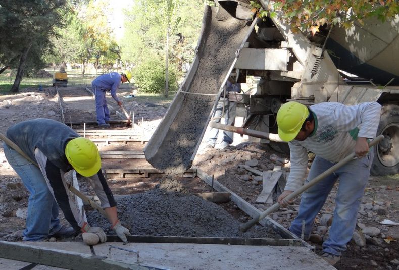 Reconstrucción en el paseo Los Leones